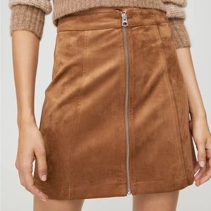 Aritzia Wilfred Free US 2 Zip-Up Camel Mini Skirt